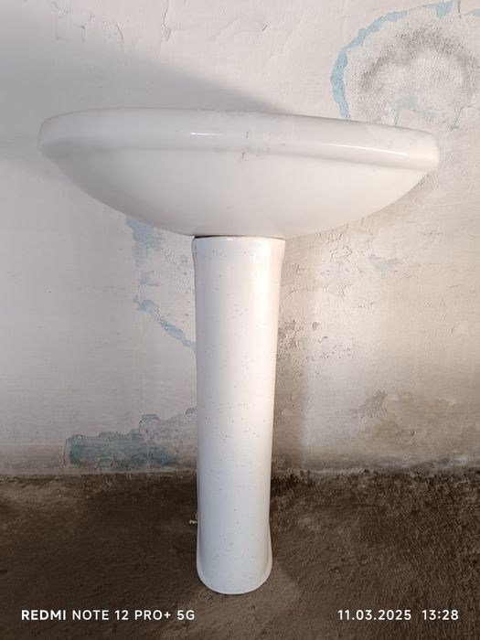 Продам раковину в отличном состоянии !