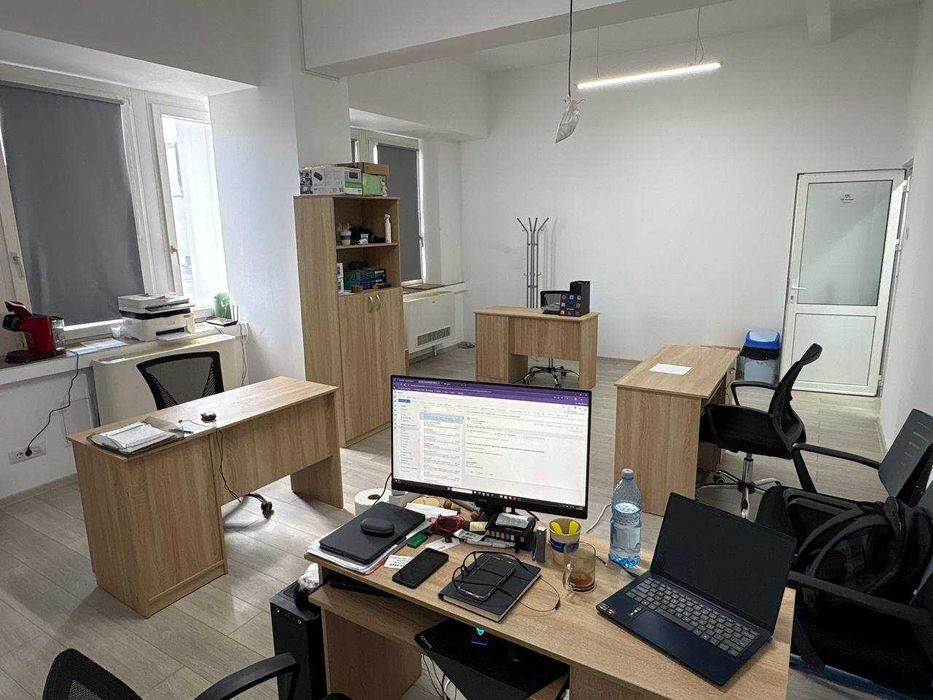 Spatiu de Birou 38m2 Etaj 1 - zona Baza 3 - Calea Chisinaului 132