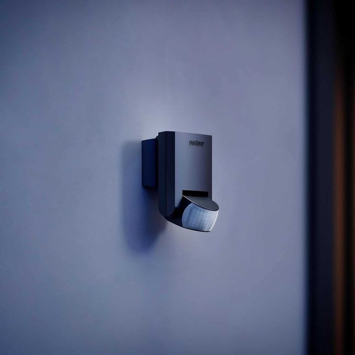 Сензор за движение IS 130-2 за стенен монтаж 130° до 12 м IP54