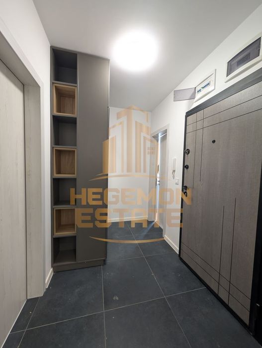 Продава се Двустаен апартамент в Варна, Възраждане 3 - 98 кв.м за 1079 €/кв.м - Снимка #11