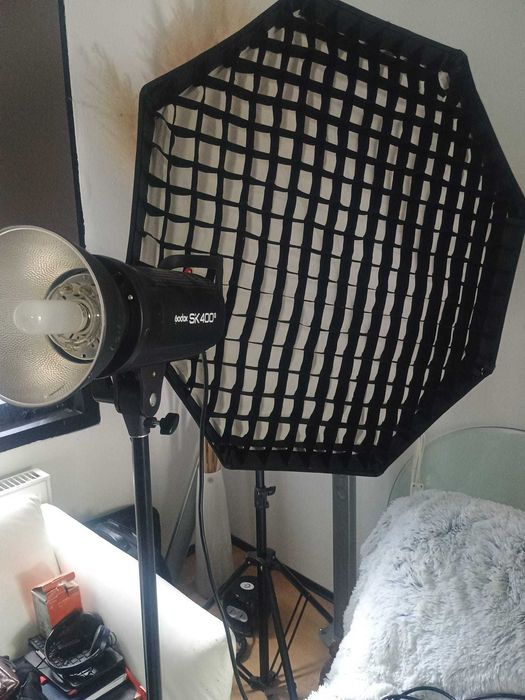 2 Lumini blitzuri profesionale GODOX SK400 - inclusiv Softboox