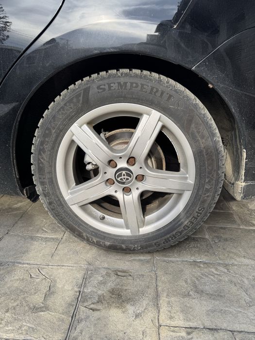 Jante R16 + cauciucuri MS Toyota!