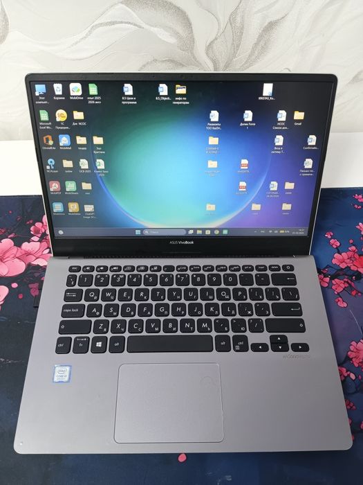 Продам ASUS Vivobook