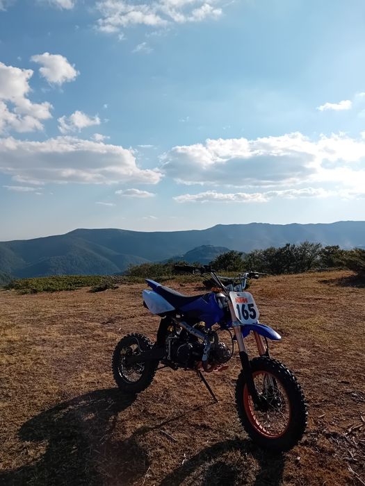 Продавам кросов мотор