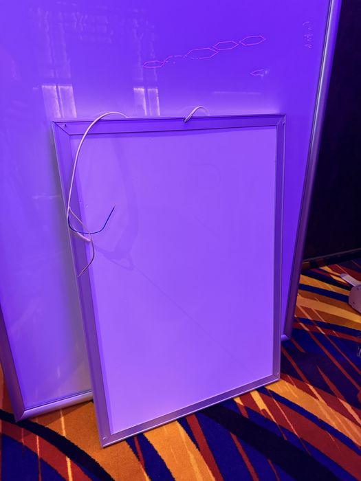 Reclame Luminoase de Perete