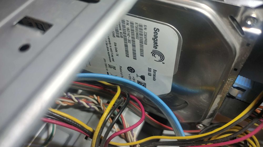 Продам компьютер Core i3-2100/H61/ DDR3 8ГБ/HDD 500GB/GTX560 256bit