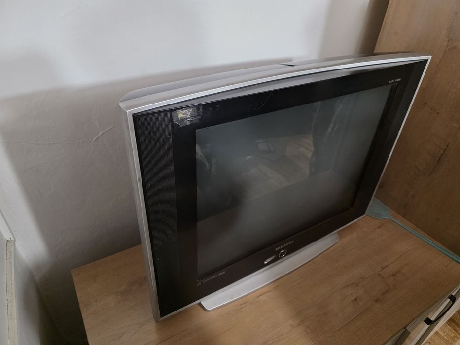 Продам телевизор SAMSUNG