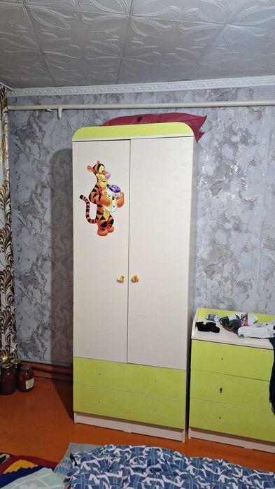Продам детский шкаф и кровать