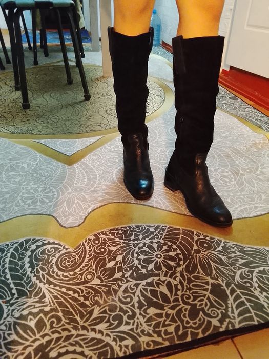 Демисезонный кожаный сапаги