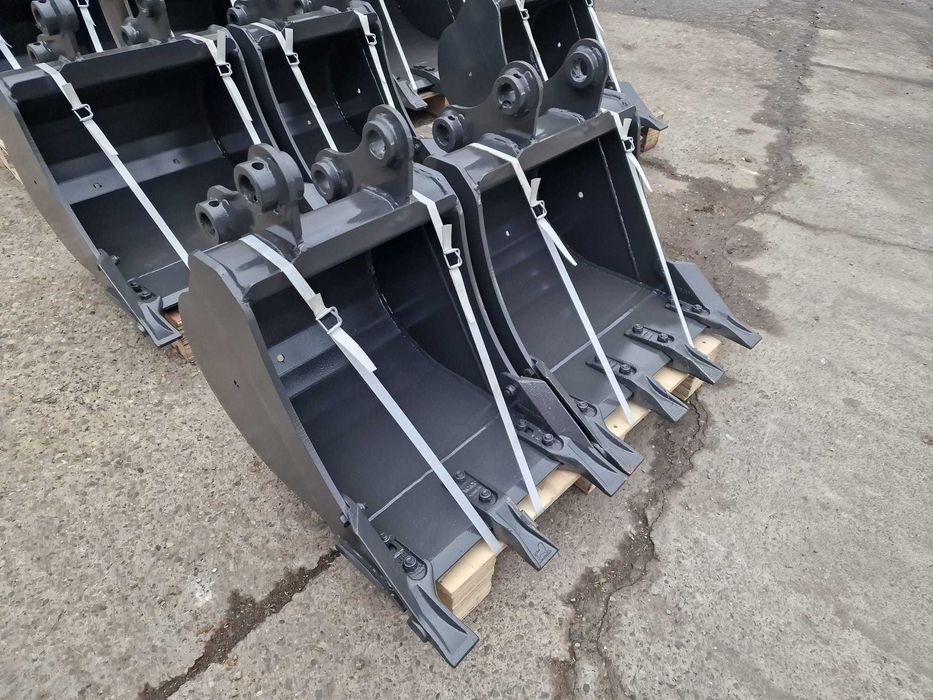 Cupa excavat 300 mm, 400 mm , 600 mm Caterpillar 428F2