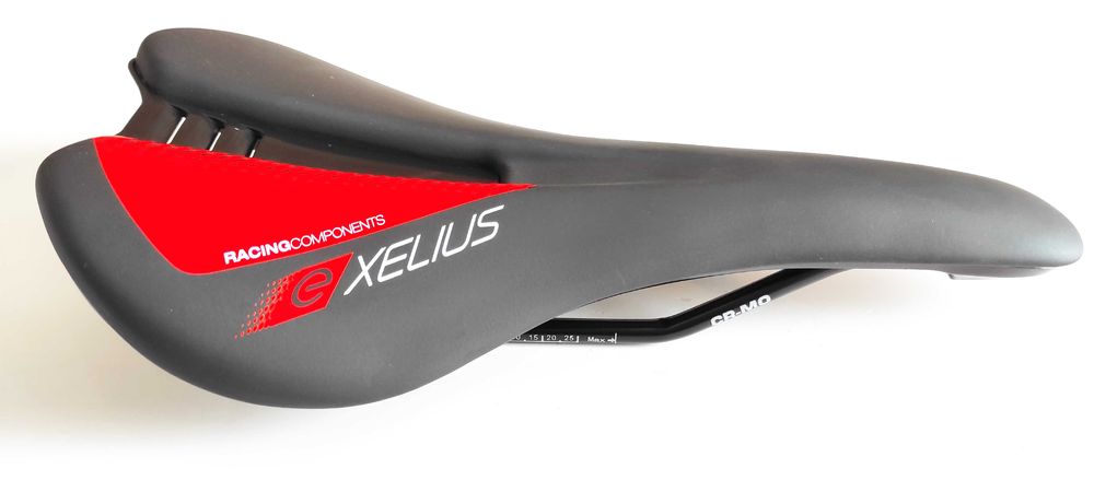 Sa bicicleta Lapierre Xelius noua