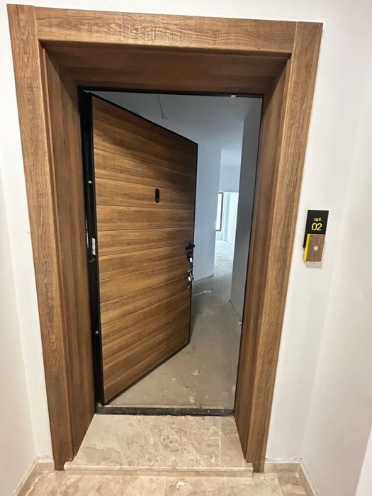 Дава се под наем Тристаен апартамент в София, Студентски град - 120 кв.м за 313000 € - Снимка #4