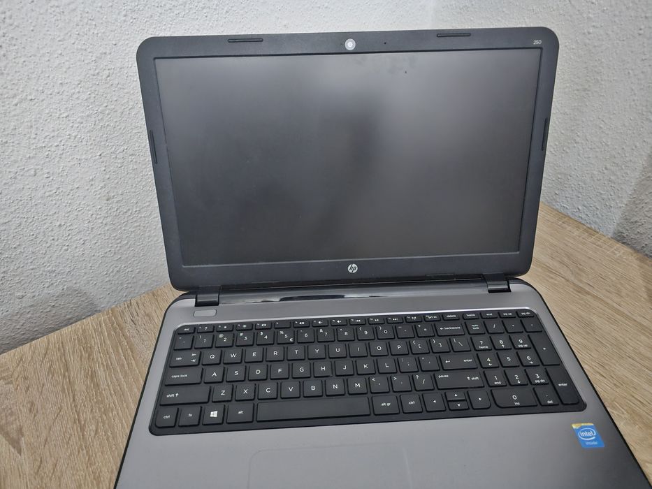 Laptop HP laptop 250 G3
