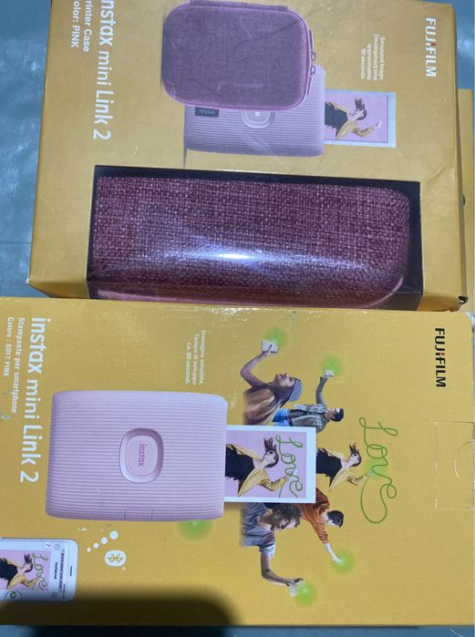 Imprimanta foto Fujifilm Instax Mini + husa protectie+20 sheets