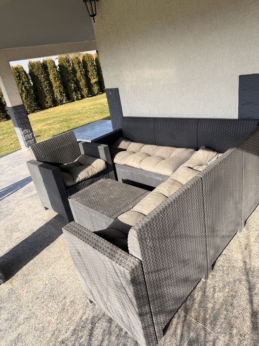 Coltar terasa, exterior