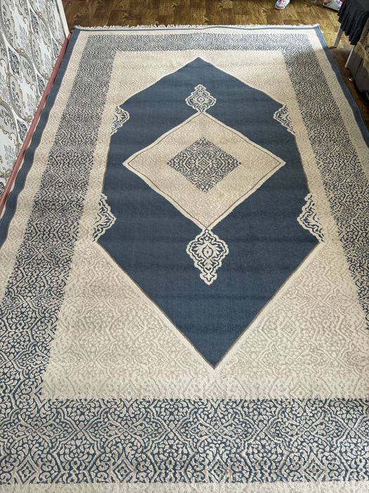 Продам ковер