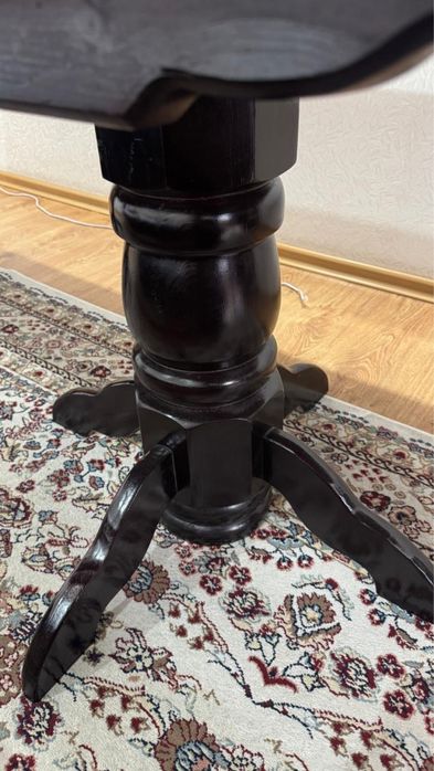 Продается стол в отличном сотстоянии