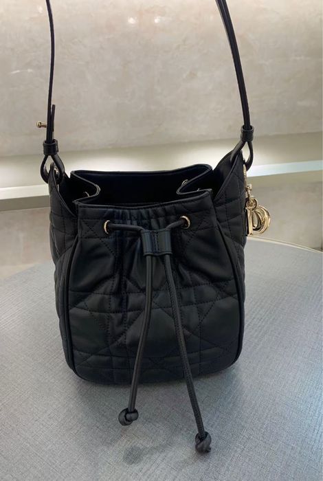 Чанта new Christian Dior ,LV