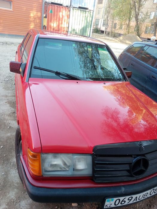 Продам Мерседес 190