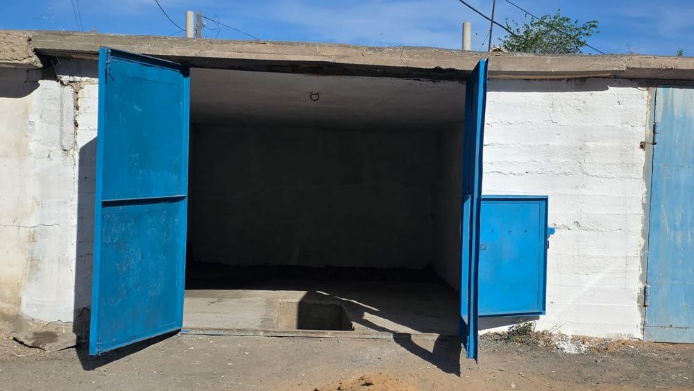 Продам гараж   возле рынка Турар