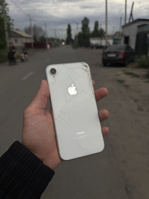 iphone xr 43000 торг есть