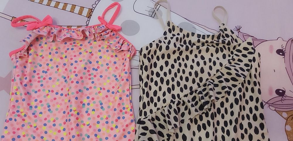 цял детски бански H&M 122-128см.