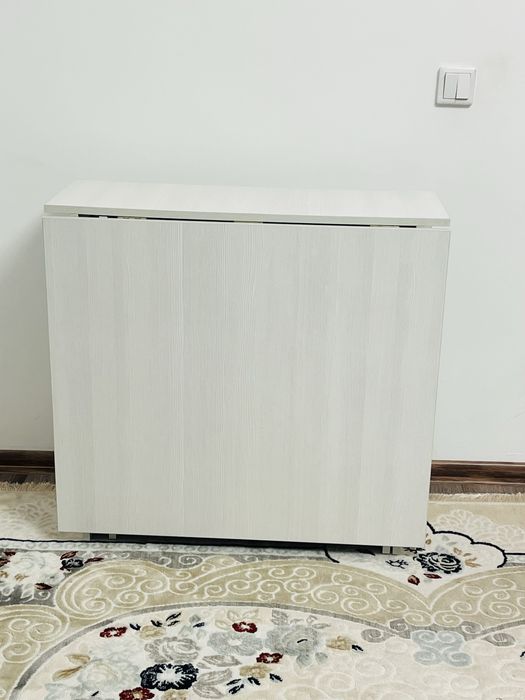 Тез арада үстел сатылады