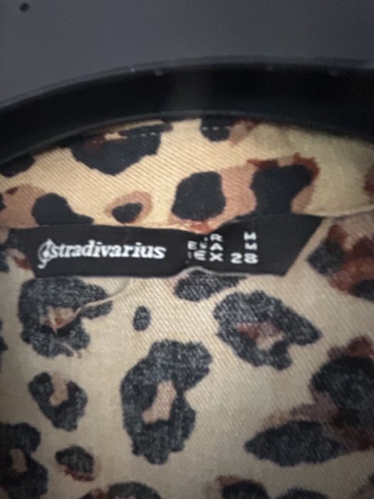Cămașa Stradivarius mărimea M