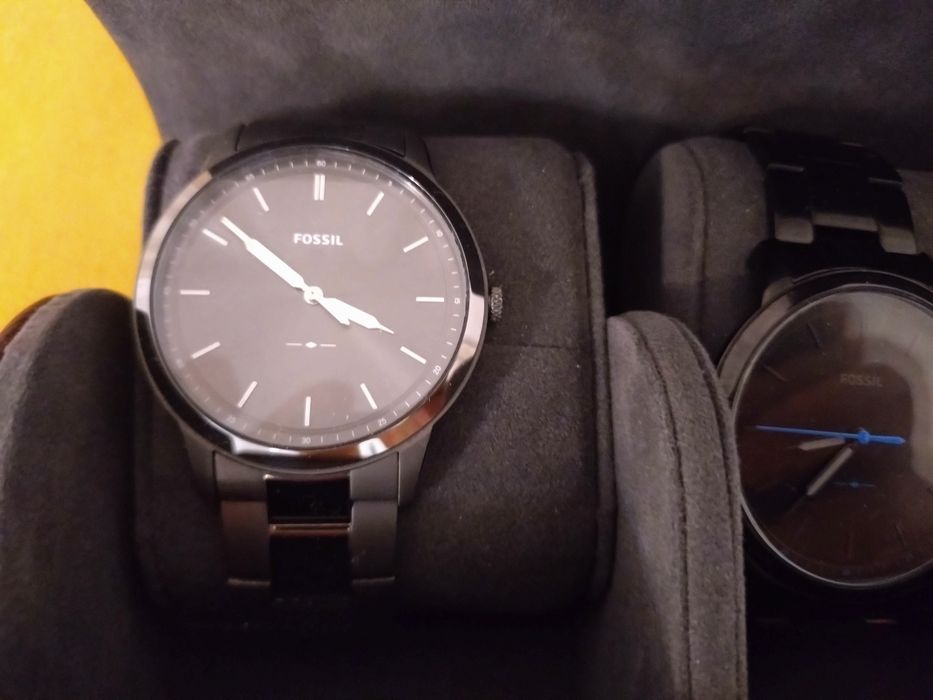 Нови часовници Fossil, Guess