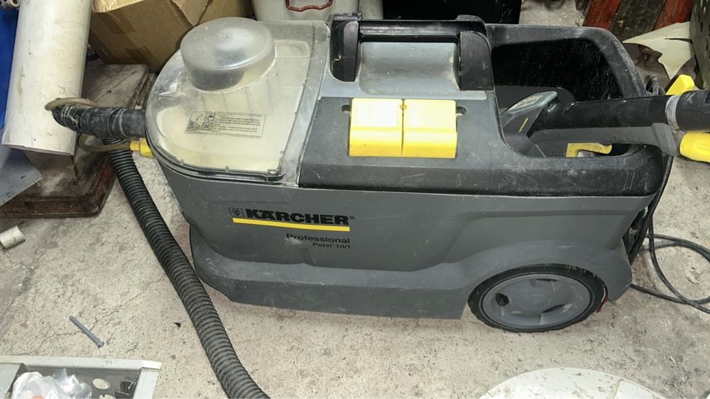 Моющий пылесос karcher