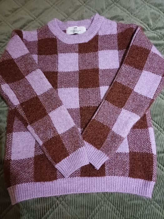 Жилетка, пухкаво яке, две блузки 134 р.