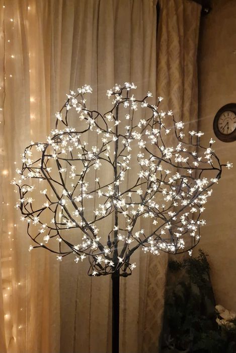 Намаление! Коледно външно дърво, 400бр. ламп. с цветенца– 2м