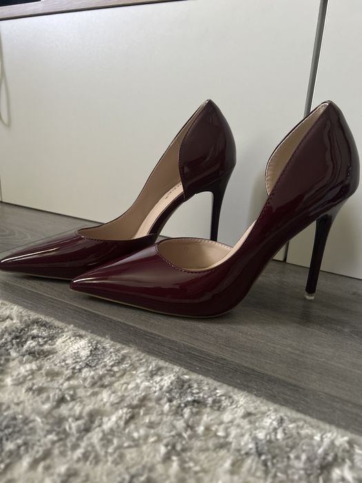 Туфли на каблуке 39-40 размер