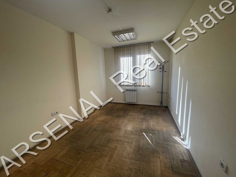 Офис под наем, Лозенец