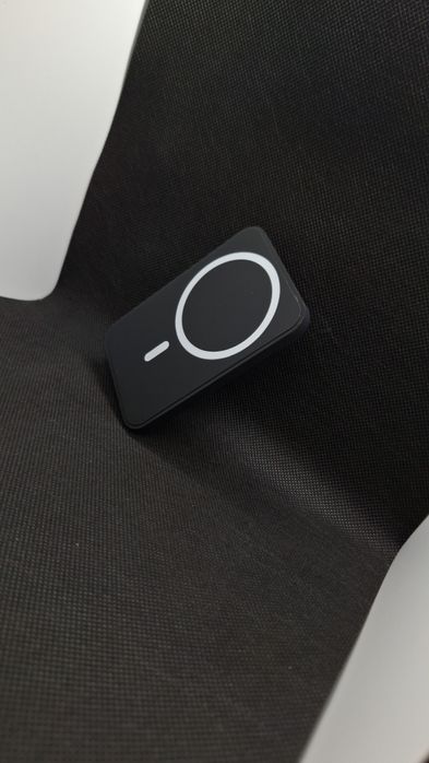 Магнитно зарядно за iPhone НОВО ! ! !