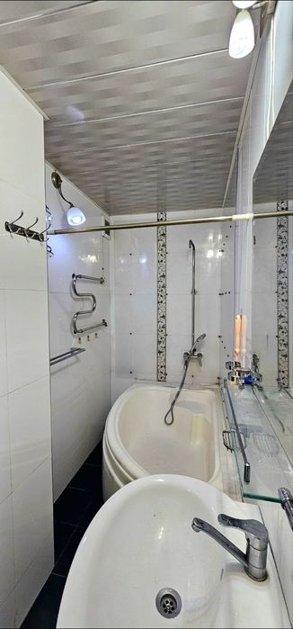 Ялангач эко базар 3/2/4 65КВ.М Кирпич