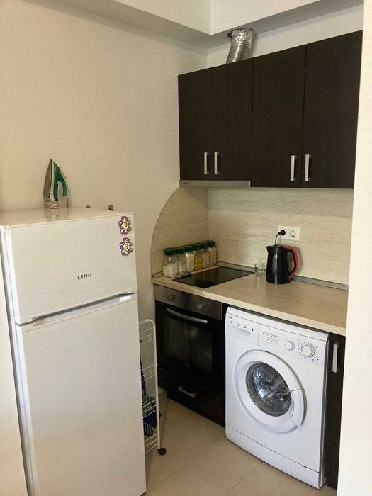 Дава се под наем Едностаен апартамент в София, Център - 28 кв.м за 400 € - Снимка #2