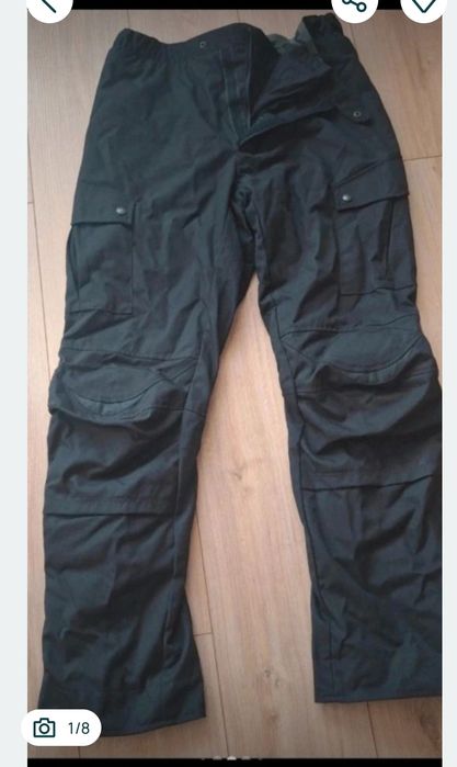 Pantaloni moto cu protectii genunchi