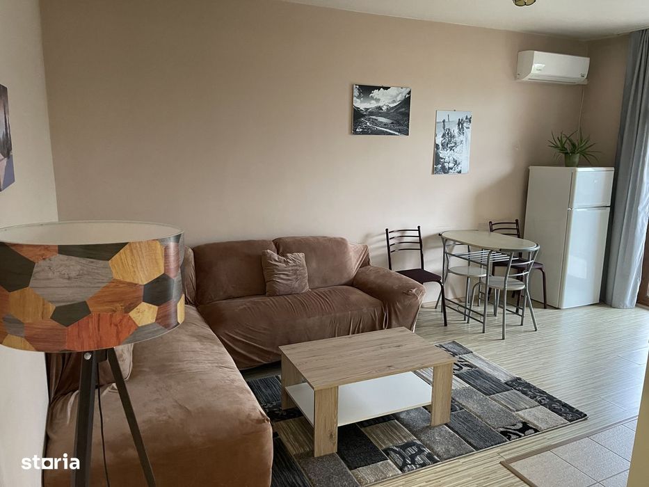 Închiriez apartament , cartier Bună Ziua