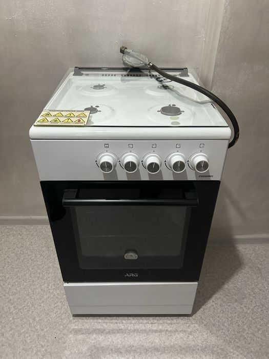 Продам б/у газ плиту