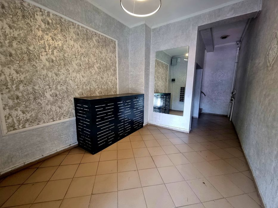 Proprietar vand Apartament 2 camere semidecomandat Promenada Craiova