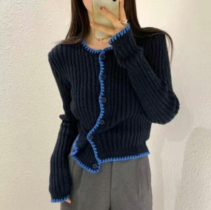 Новая кофта на пуговицах