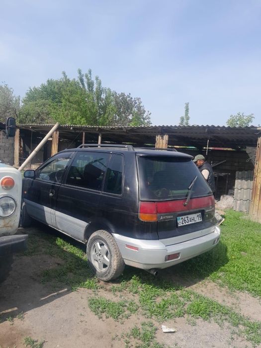 Продам машину Митсубиси