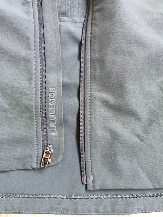 Lululemon мъжко яке M