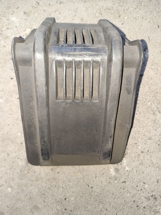 Уголки пластиковые для стяжки ремней