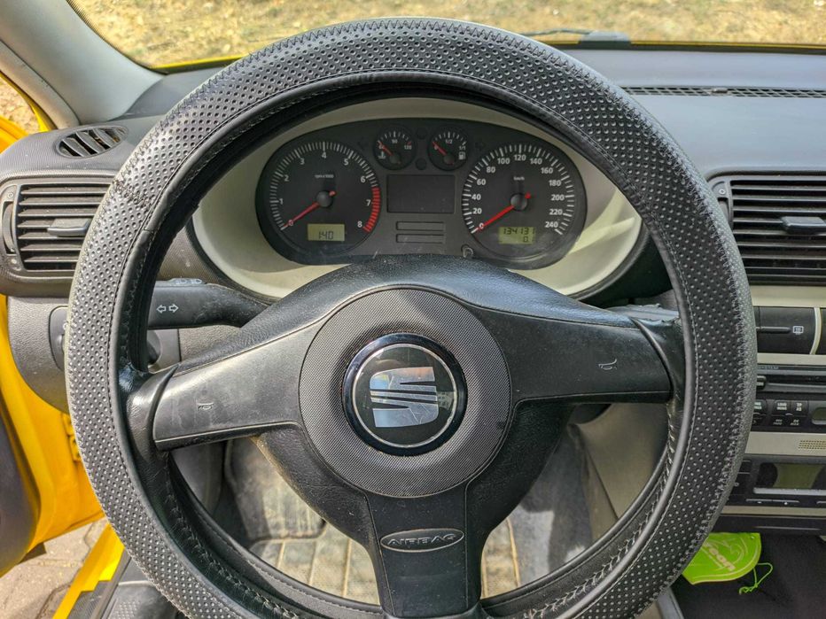 Seat Leon, 2004г. 130 000 км