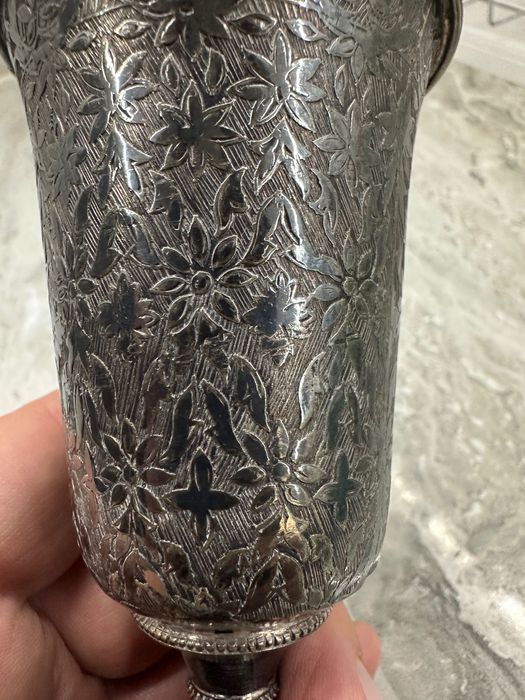 Красива Сребърна чаша потир. С ниело. 925