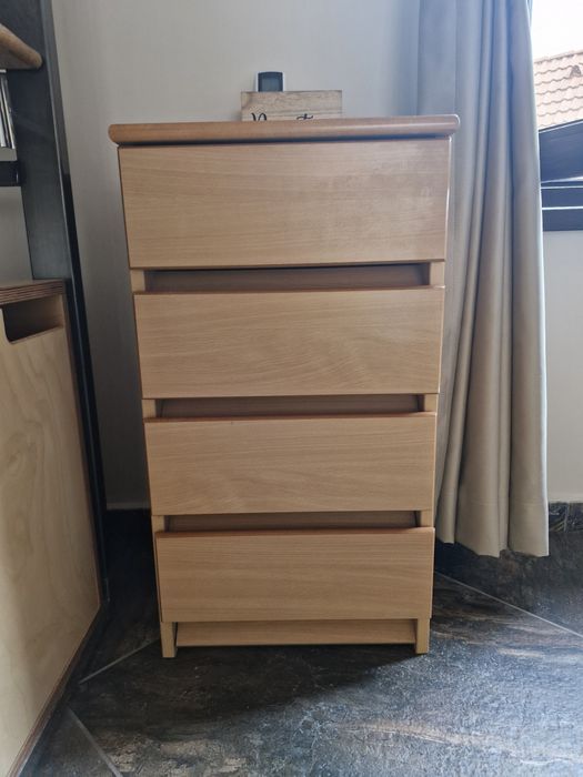 Шкаф , нощно шкафче