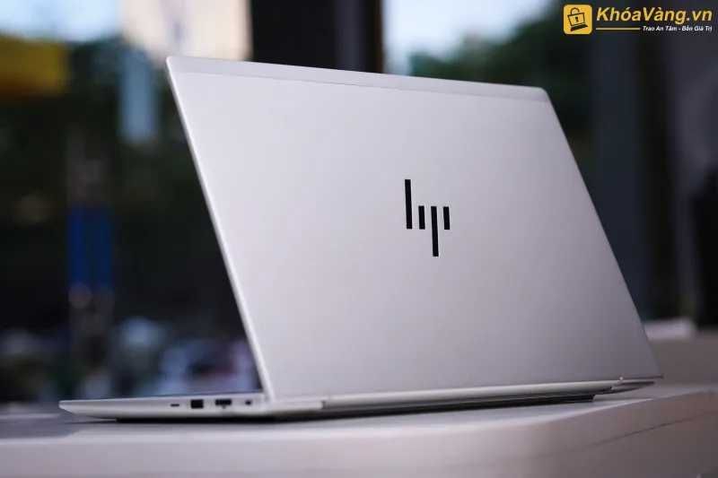 HP EliteBook 630 G11, 13,3 WUXGA, Core Ultra 5 125U, 16 ГБ ОЗУ, 512 ГБ