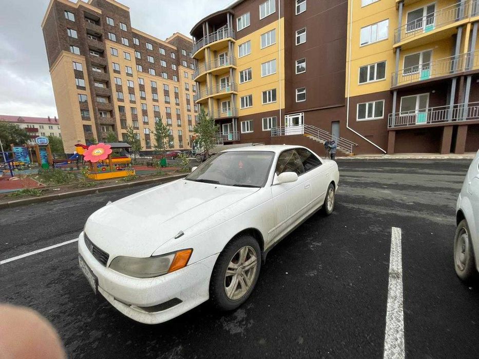 Продам автомобиль Марк II